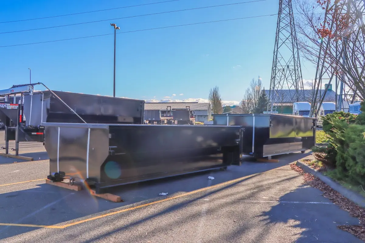 Professional dumpster rental and junk removal service in Maplewood